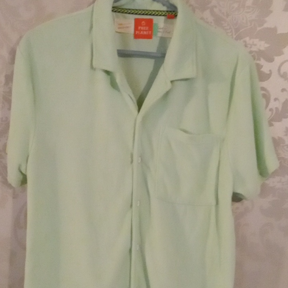 Free Planet Green Casual Button Down Shirt - Picture 2 of 7